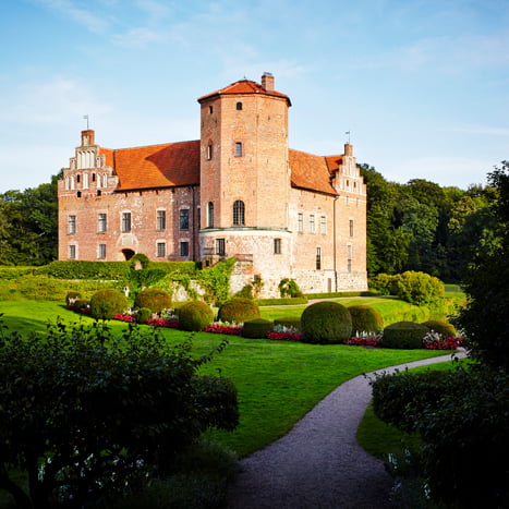 Click here to read more about Torup castle